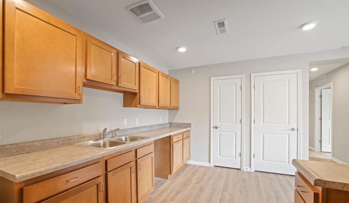 Spacious kitchen with water sink at Kershaw Greene II in Athens, Ohio