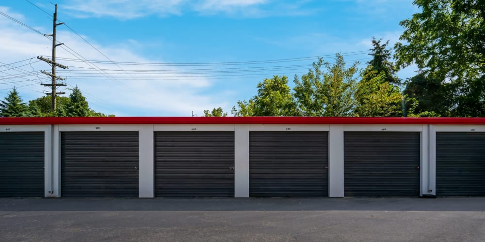 Exterior units at StorQuest Economy Self Storage in Worthington, Ohio