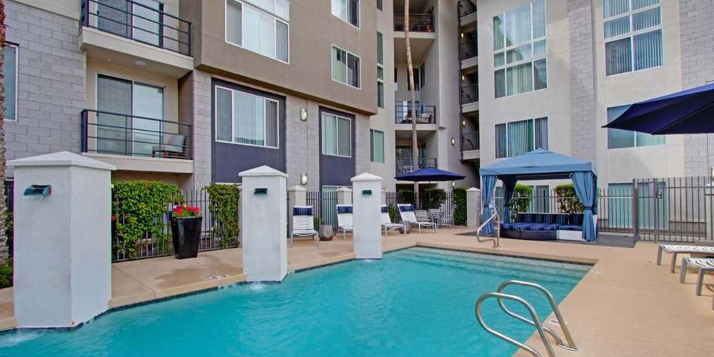 North Scottsdale Apartment Amenities - Gym, Pool