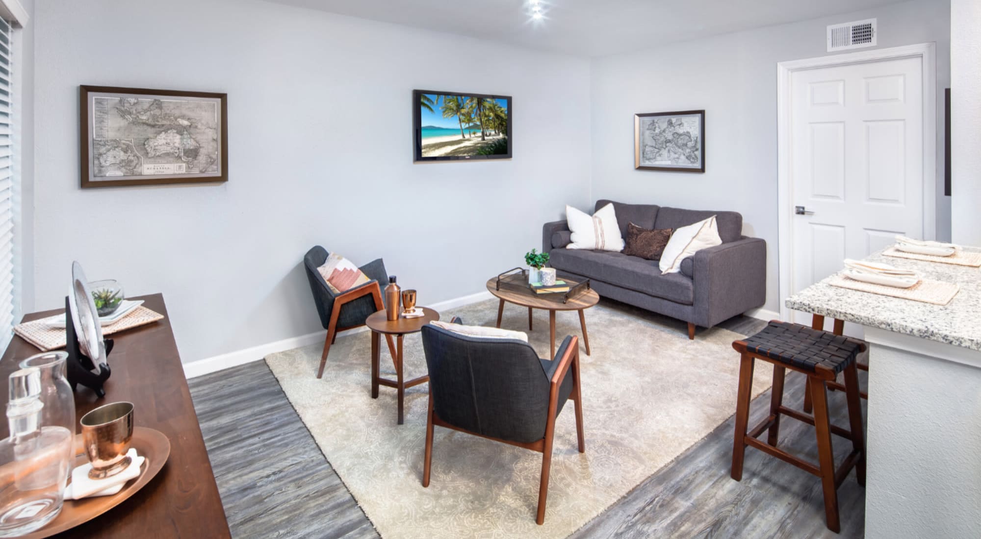 Modern livingroom at Melrose in Houston, Texas