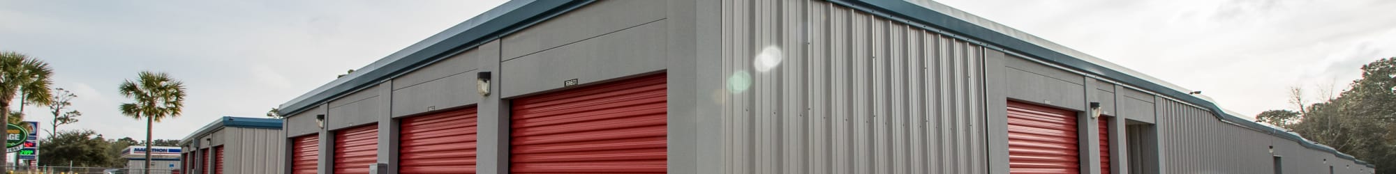 Self storage features at Neighborhood Storage in Ocala