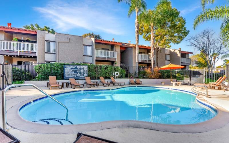 Swimming pool at Shadow Ridge Apartments in Oceanside, California 