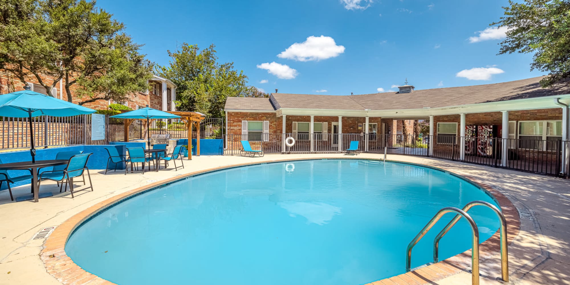 Outdoor and pool areas at The Colony Uptown in San Antonio, Texas