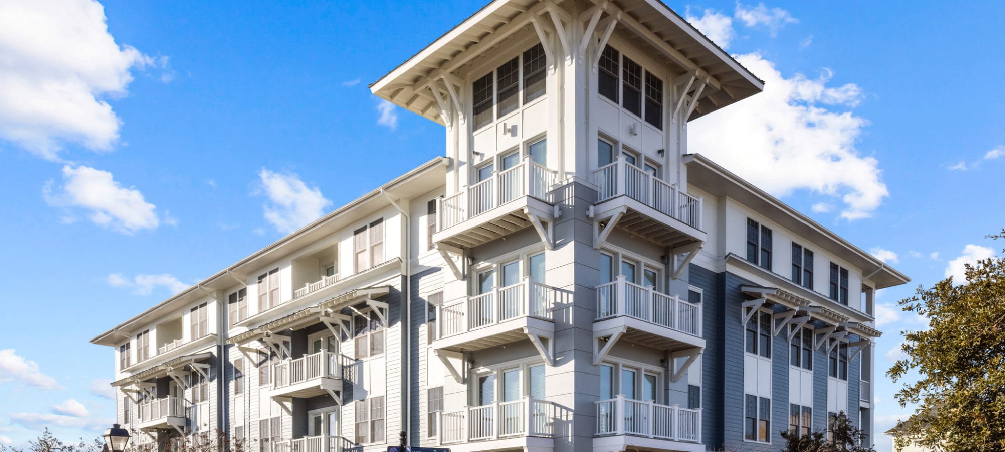 Norfolk, Virginia apartments at Village Square Apartments