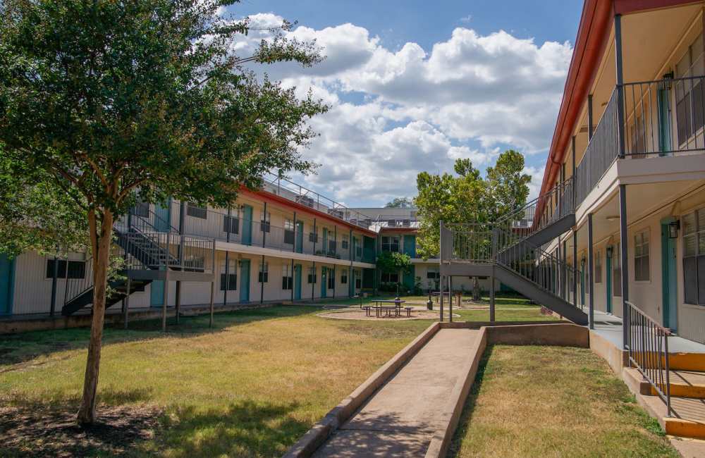 View of apartment exterior at Sierra Ridge in Austin. TX