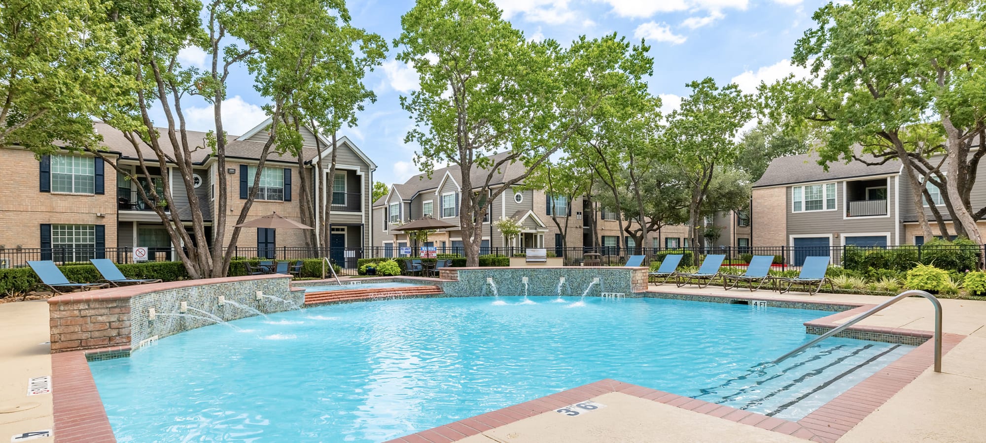 Amenities at Marquis at Westchase in Houston, Texas