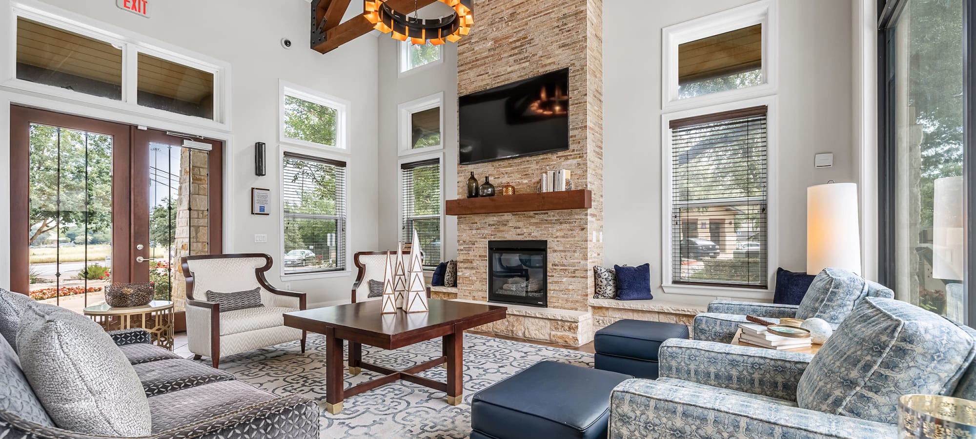 Apply to live at Marquis at Barton Trails in Austin, Texas