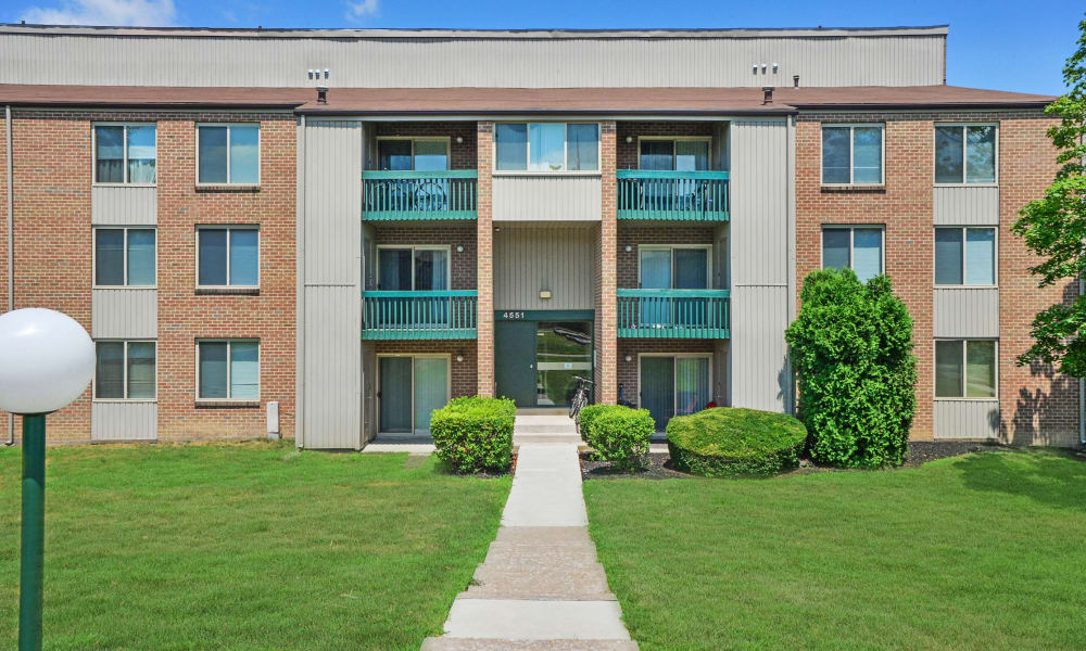 Photos of Lakewood Hills Apartments & Townhomes in Harrisburg, PA