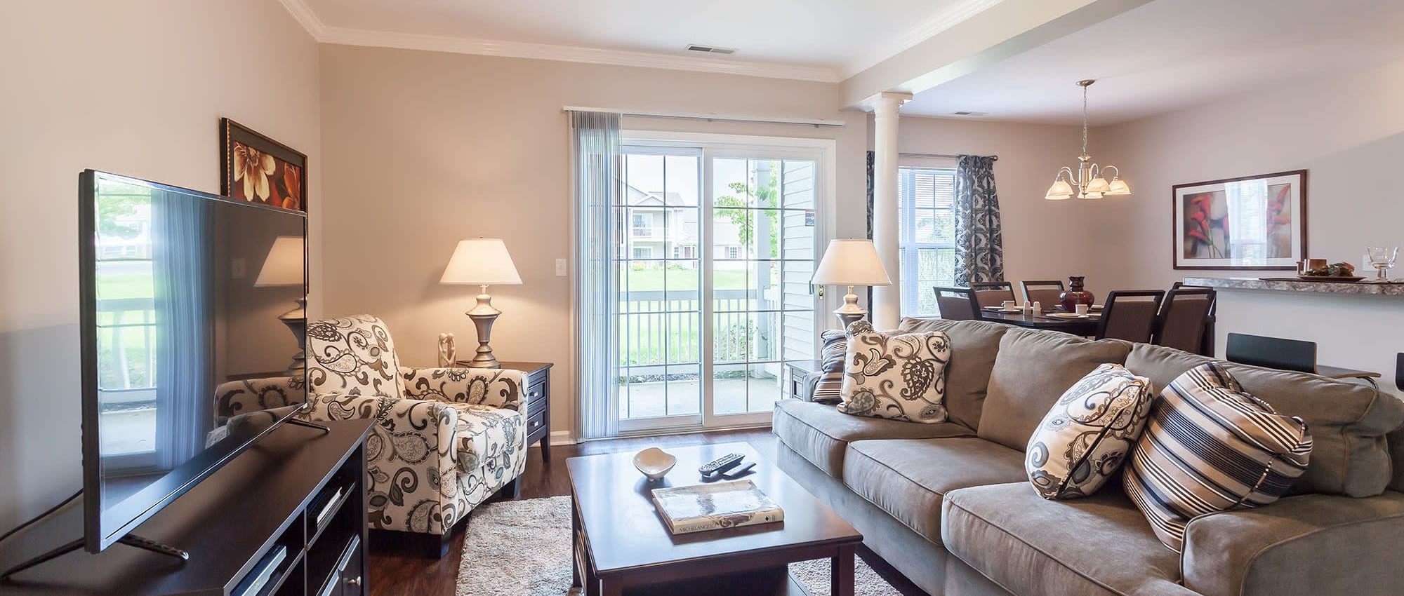 Apartments at Oakmonte Apartments in Webster, New York