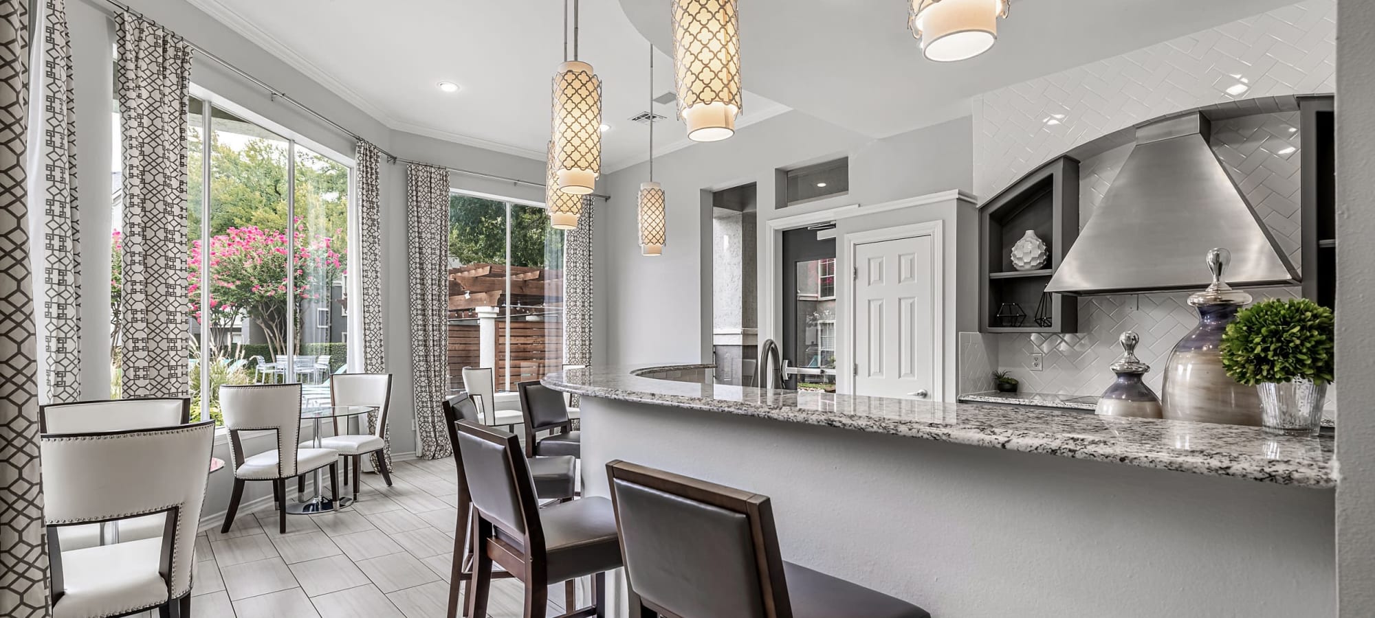 Apply to live at Marquis at Stonegate in Fort Worth, Texas