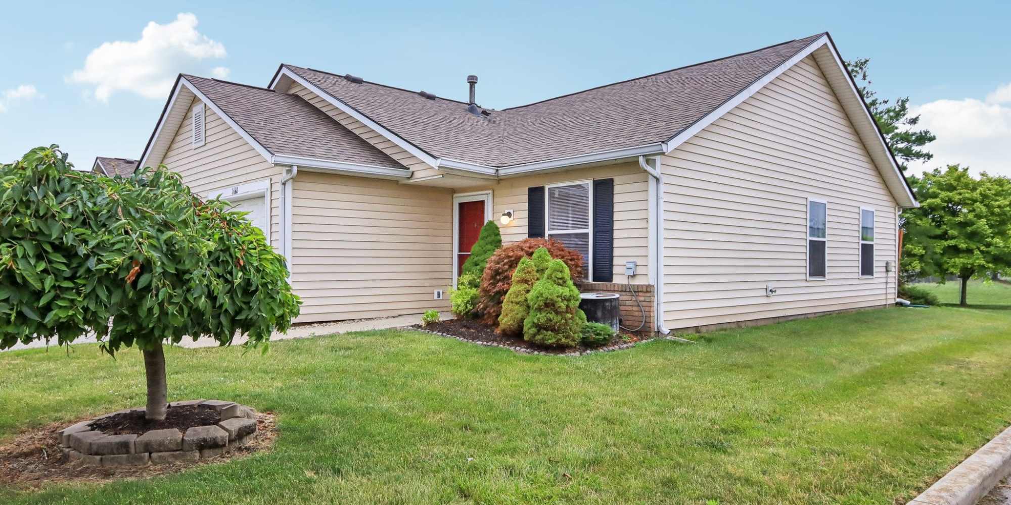 Apartments at Broadway Village Apartments in Greenfield,Indiana