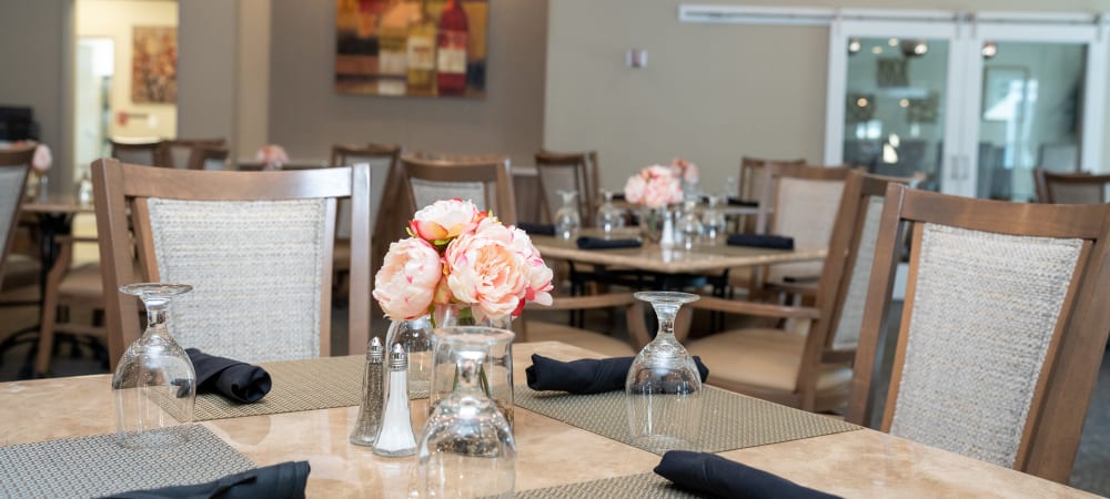 Resident dining hall at The Views at Lake Havasu in Lake Havasu City, Arizona