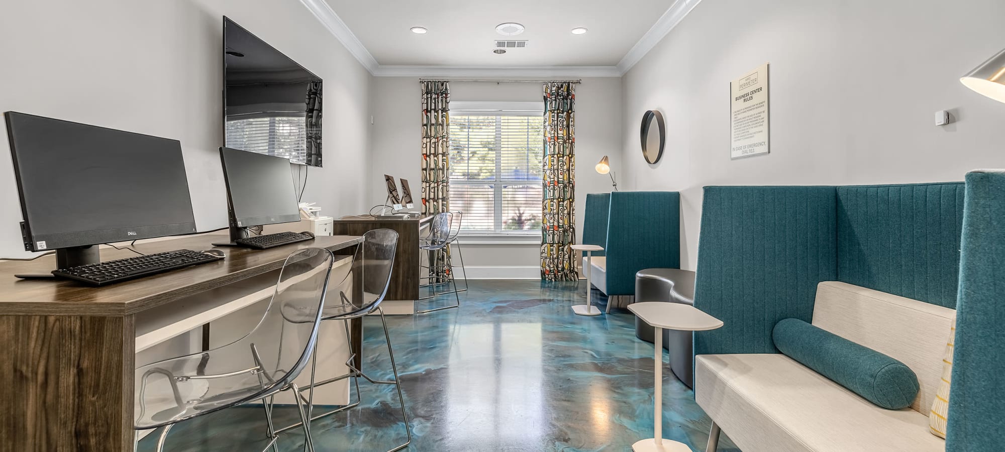 Apply to live at Marq Perimeter in Atlanta, Georgia