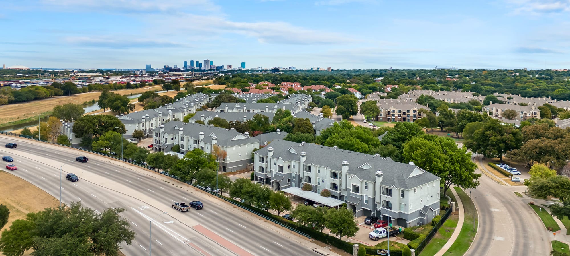Neighborhood near Marquis at Stonegate in Fort Worth, Texas