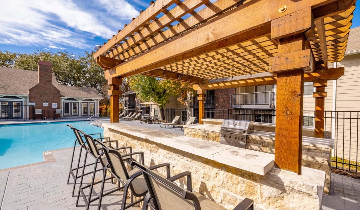 Rendering of residents swimming pool and picnic area at City Crest in San Antonio, Texas