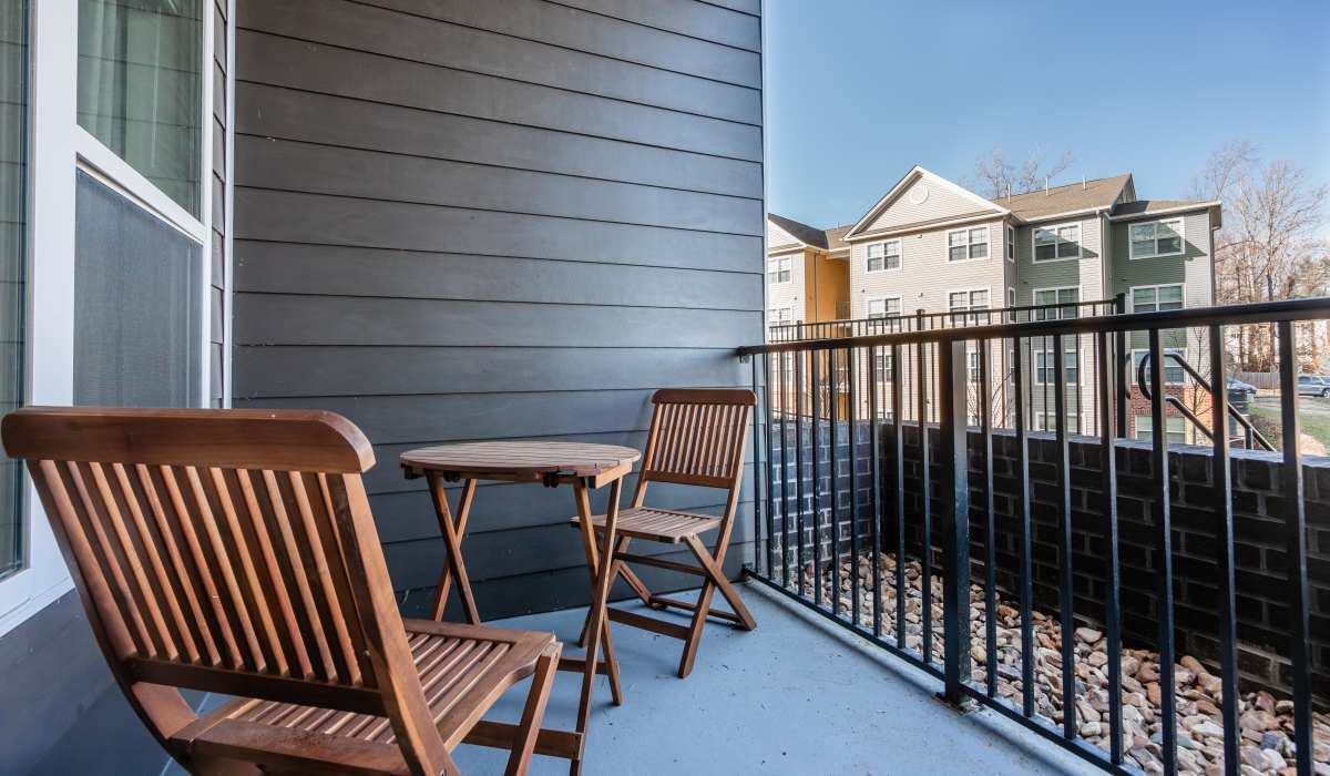 Private patio with chairs at 5 Row in Charlottesville, Virginia