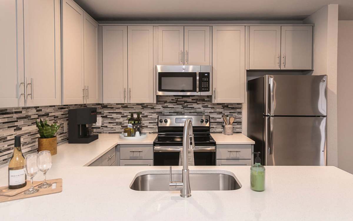 Modern kitchen at Slate at Cole in Dallas, Texas