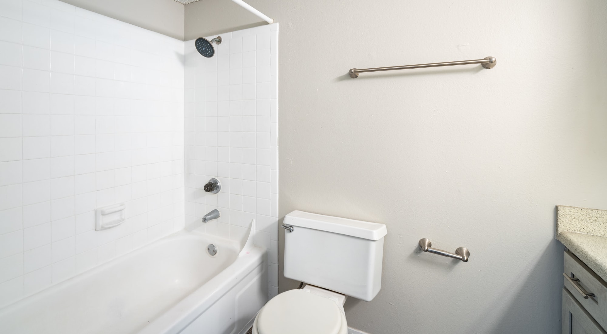 Bathtub and toilet at Victoria Station in Victoria, Texas