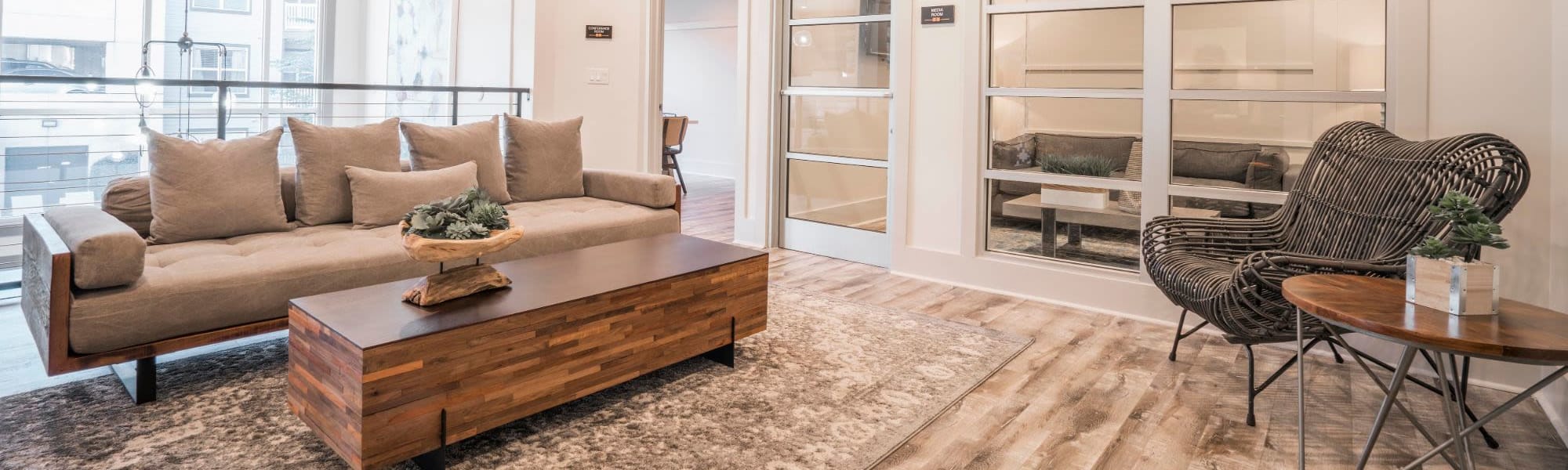 Urban luxury amenities at Drift Dunwoody in Dunwoody, Georgia