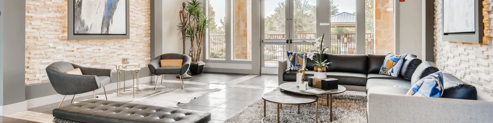 Property Entrance, Lobby and Lounge Area