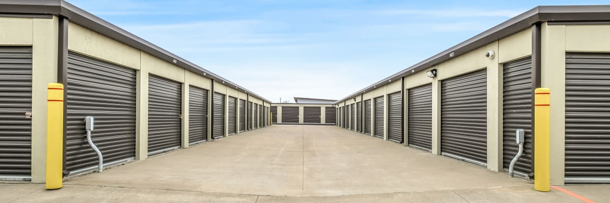 Features at KO Storage in Bethany, Oklahoma