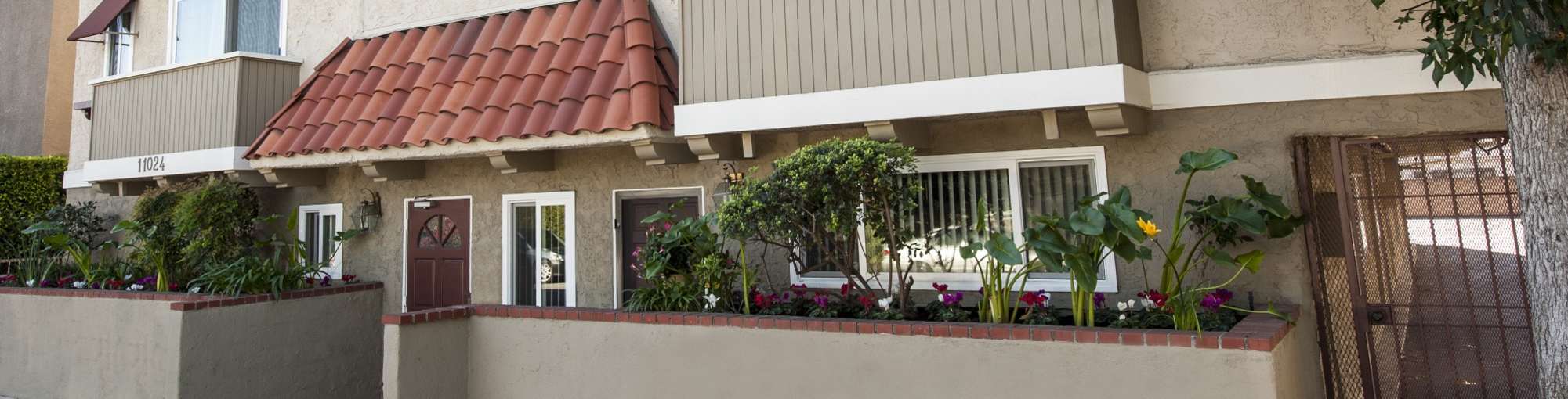 Exterior area at The Arbor in Studio City, California