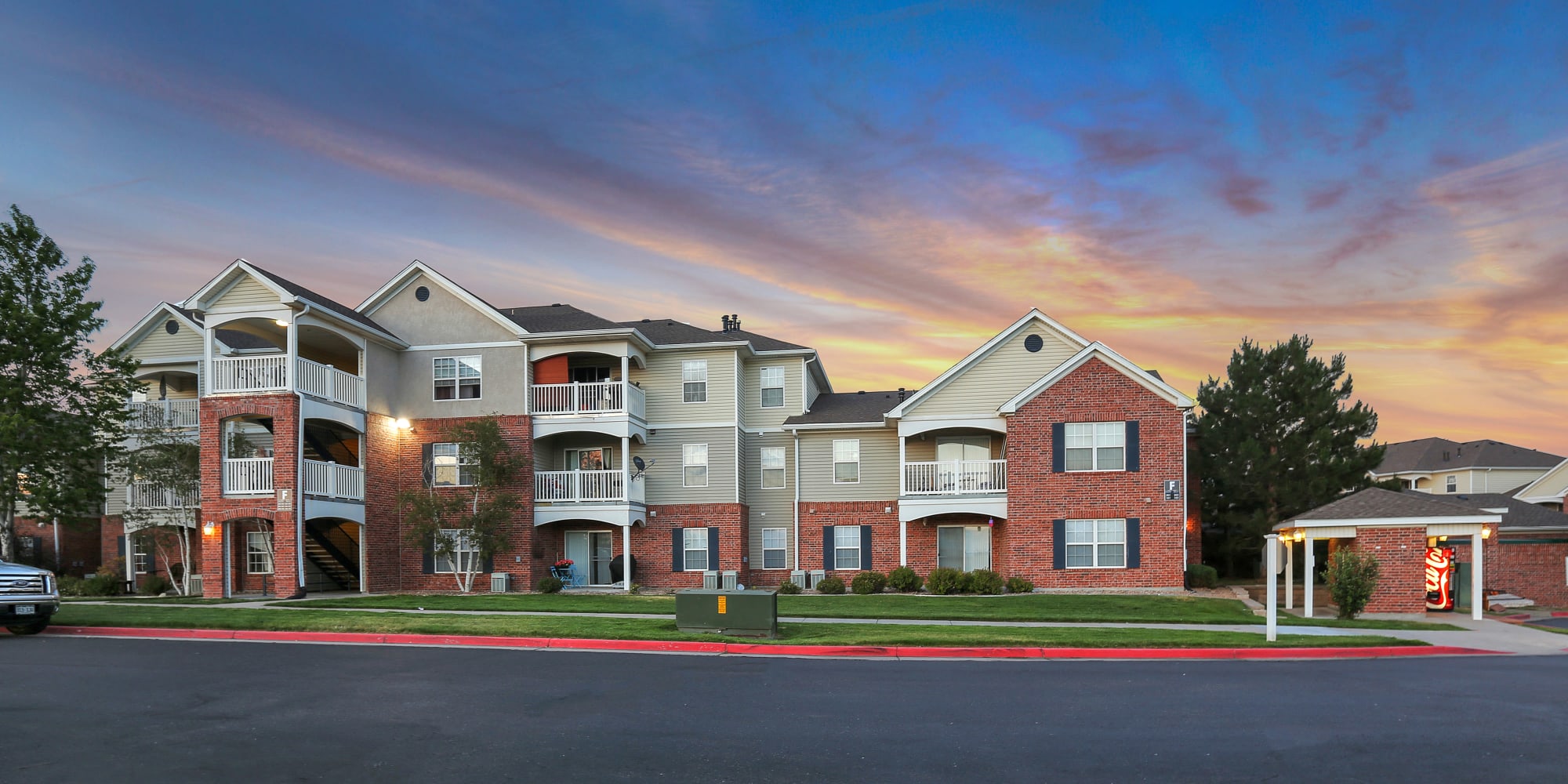 Apartments in Brighton, Colorado at Sterling Park Apartments