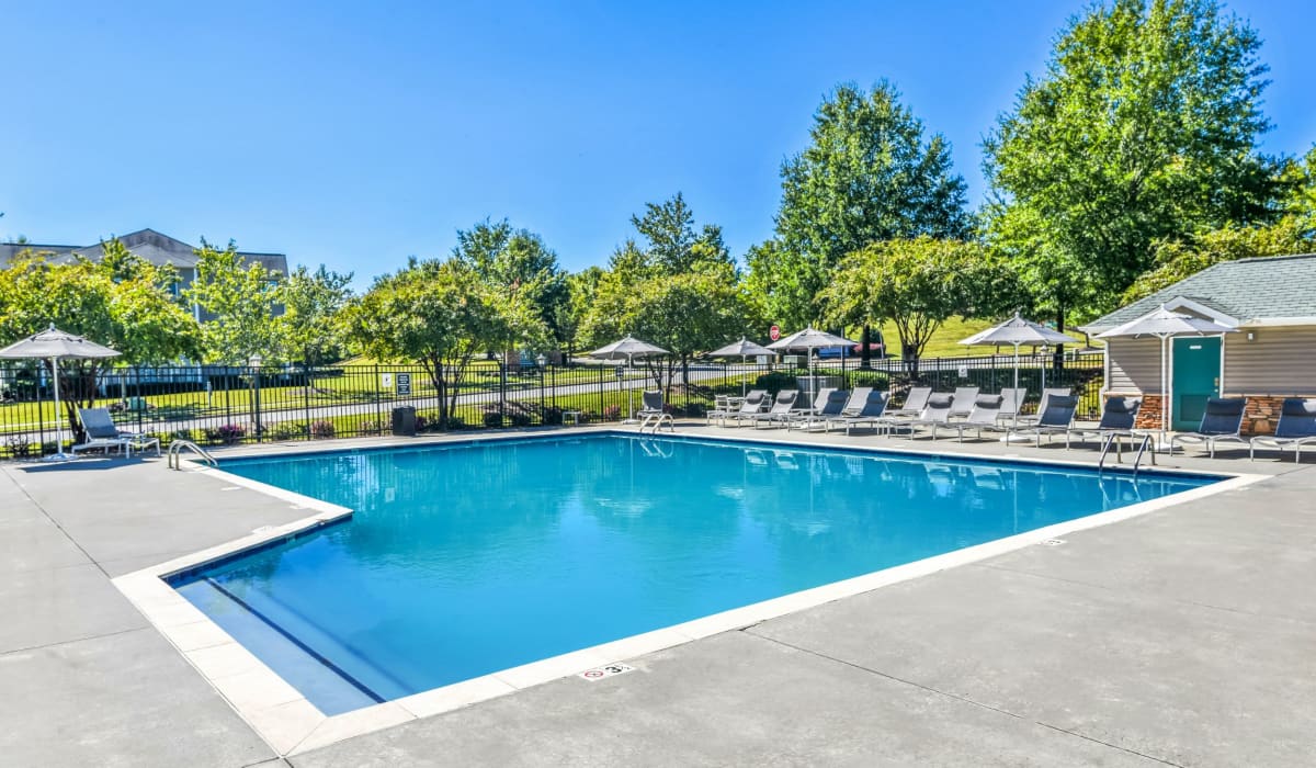 Beautiful swimming pool at Ashley Court Apartments, Charlotte, North Carolina