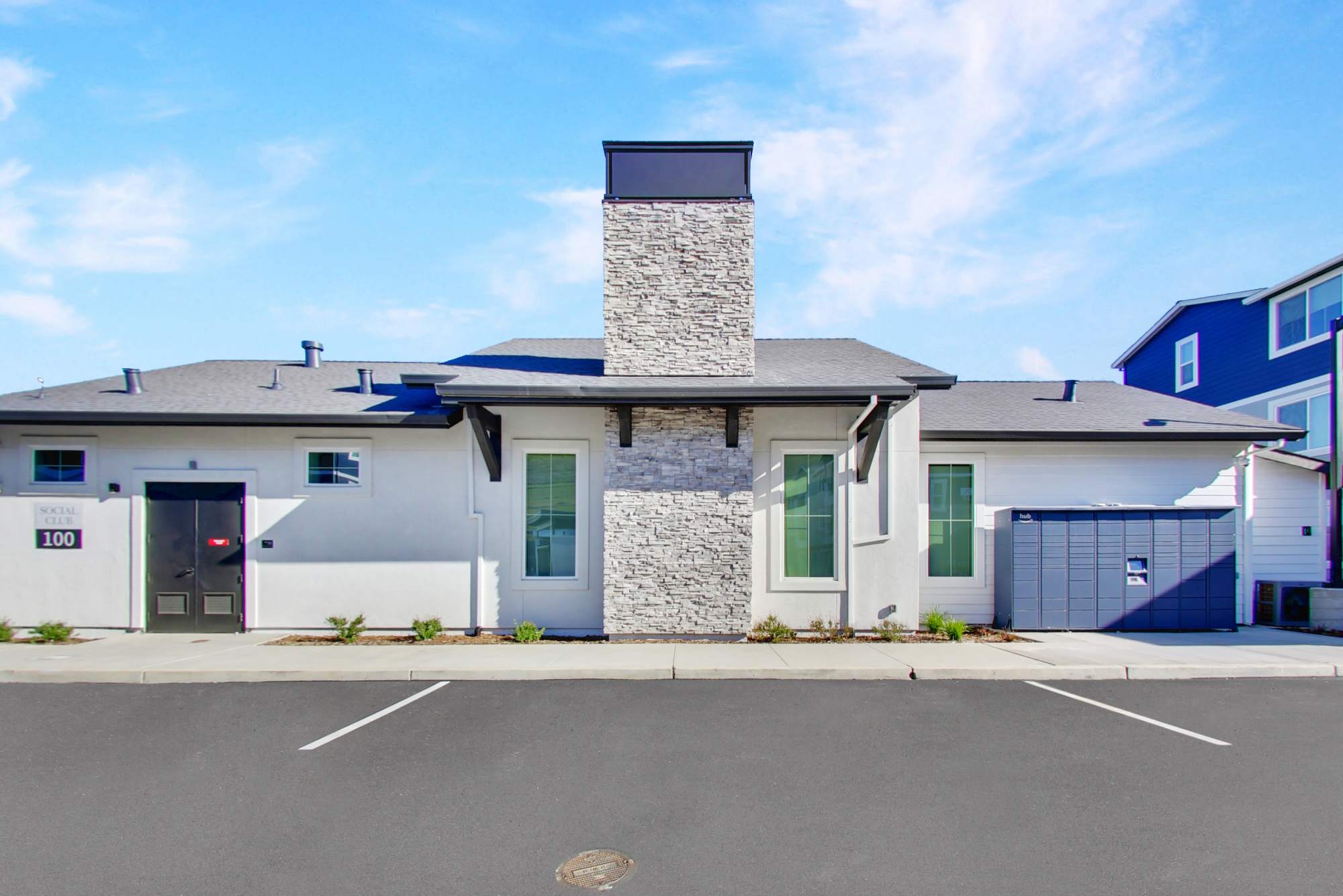 Outside View at Domaine at Napa Junction in American Canyon, California