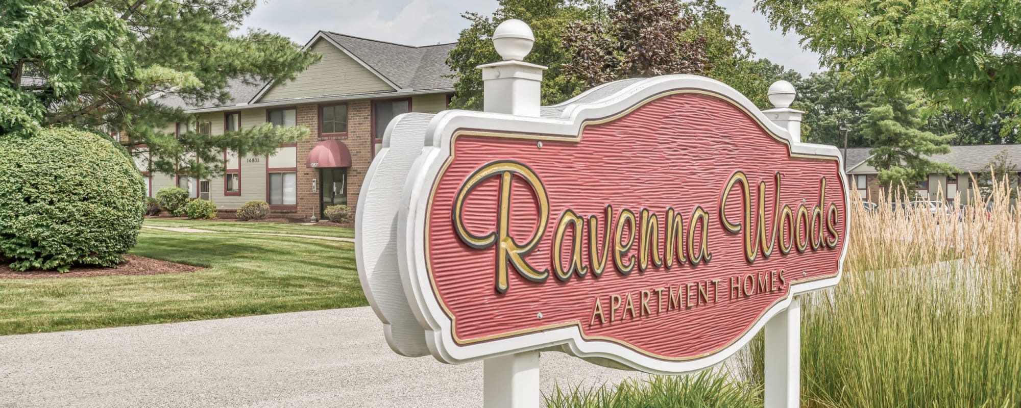 Apartments in Twinsburg, Ohio at Ravenna Woods