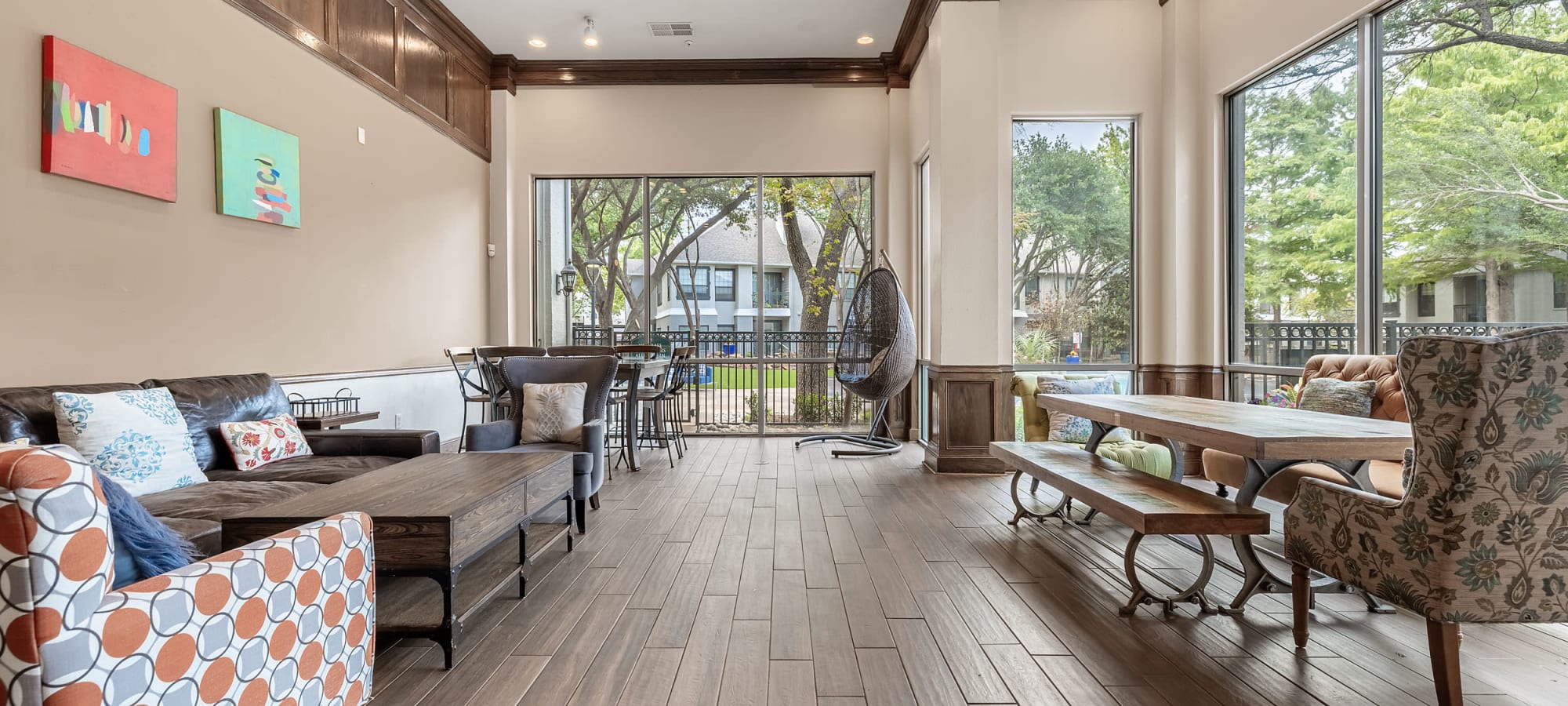 Apply to live at Marquis at Waterview in Richardson, Texas