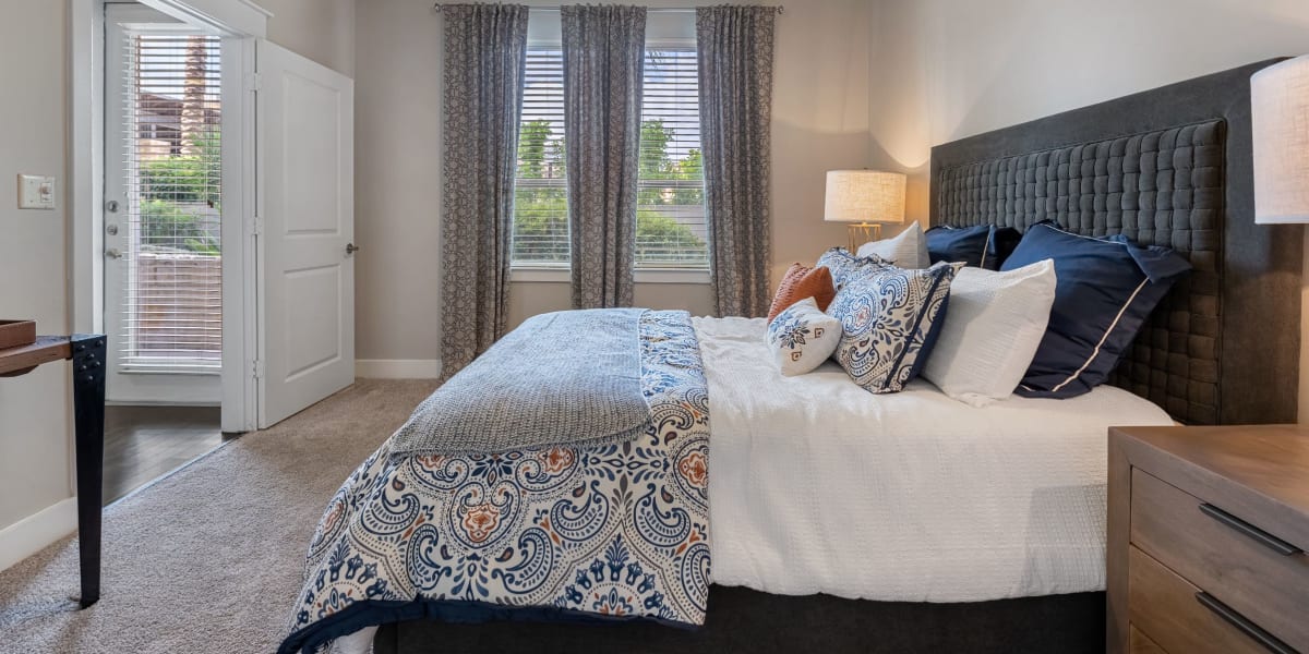 Bedroom at Marquis Cresta Bella in San Antonio, Texas