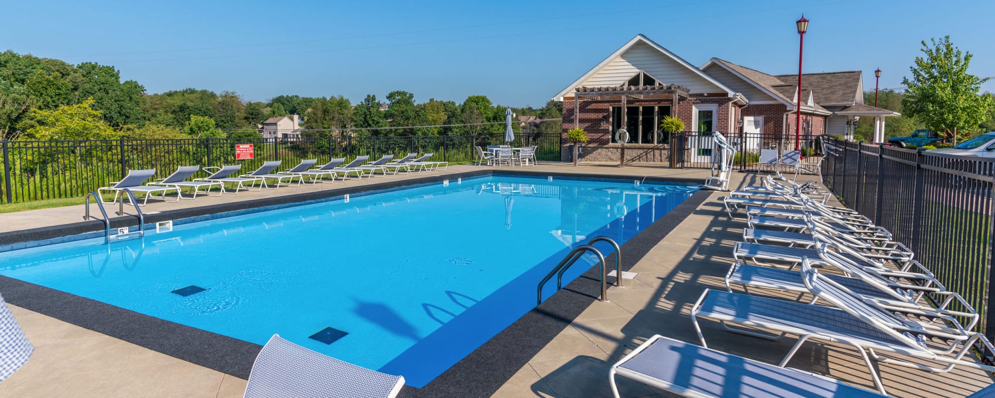 Apartments in Cranberry Township, Pennsylvania at Chatham Commons