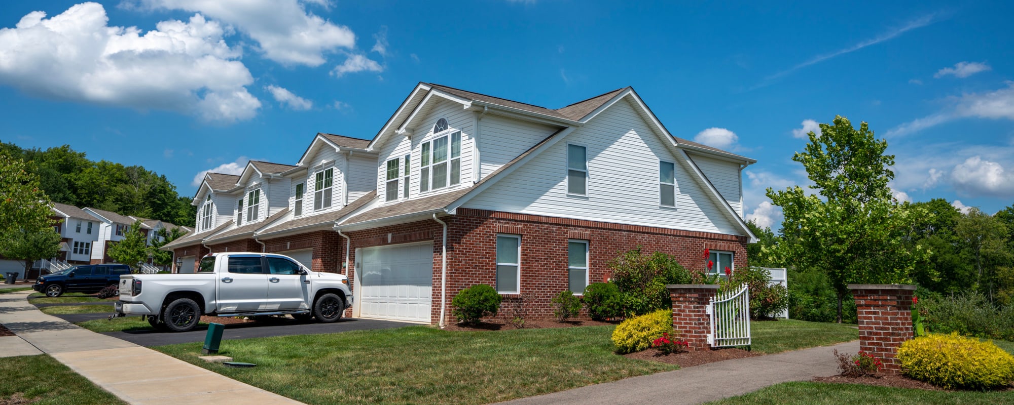 Apartments in Clinton, Pennsylvania at Clinton Lake