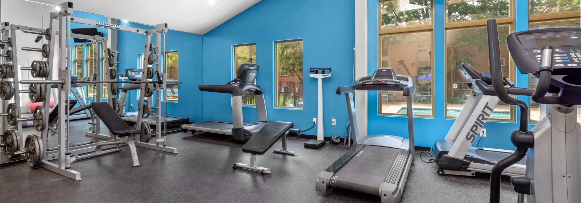 Amenities at West End Terrace Apartments in St. Louis, Missouri