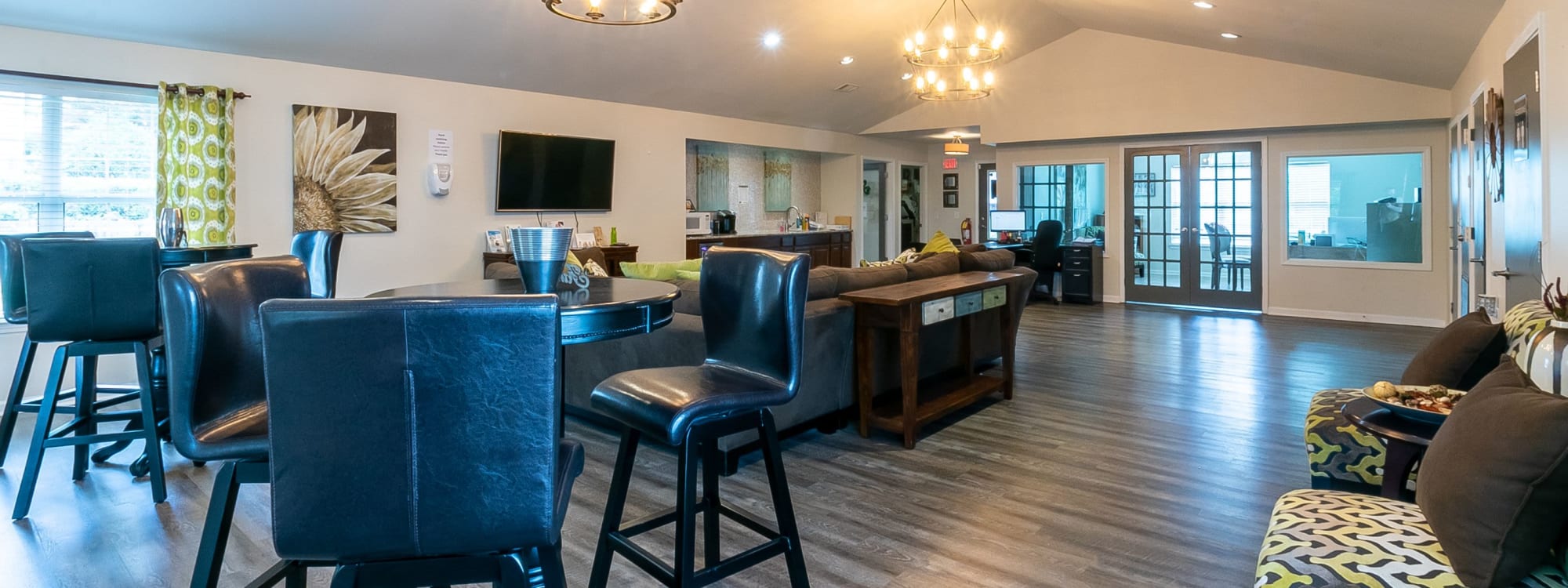 Amenities at The Square at Lawrenceville in Lawrenceville, Georgia