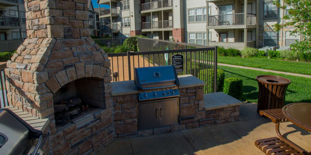 Grilling and chill area at Villas of Waterford Apartments in Wichita, Kansas