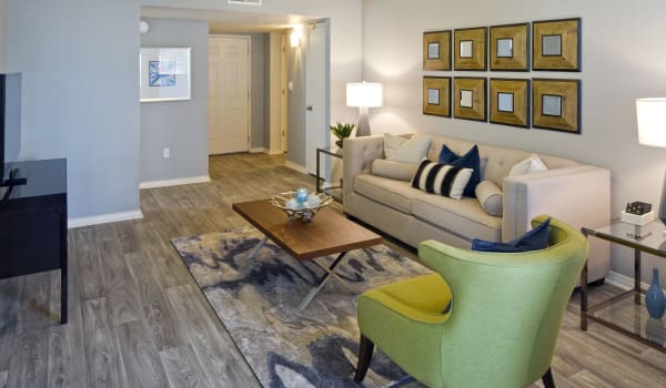 Living room at La Ventana Apartment Homes in Albuquerque