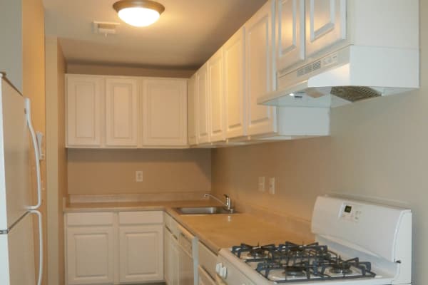 Renovated Apartments at Fairway Trails in Ypsilanti, MI