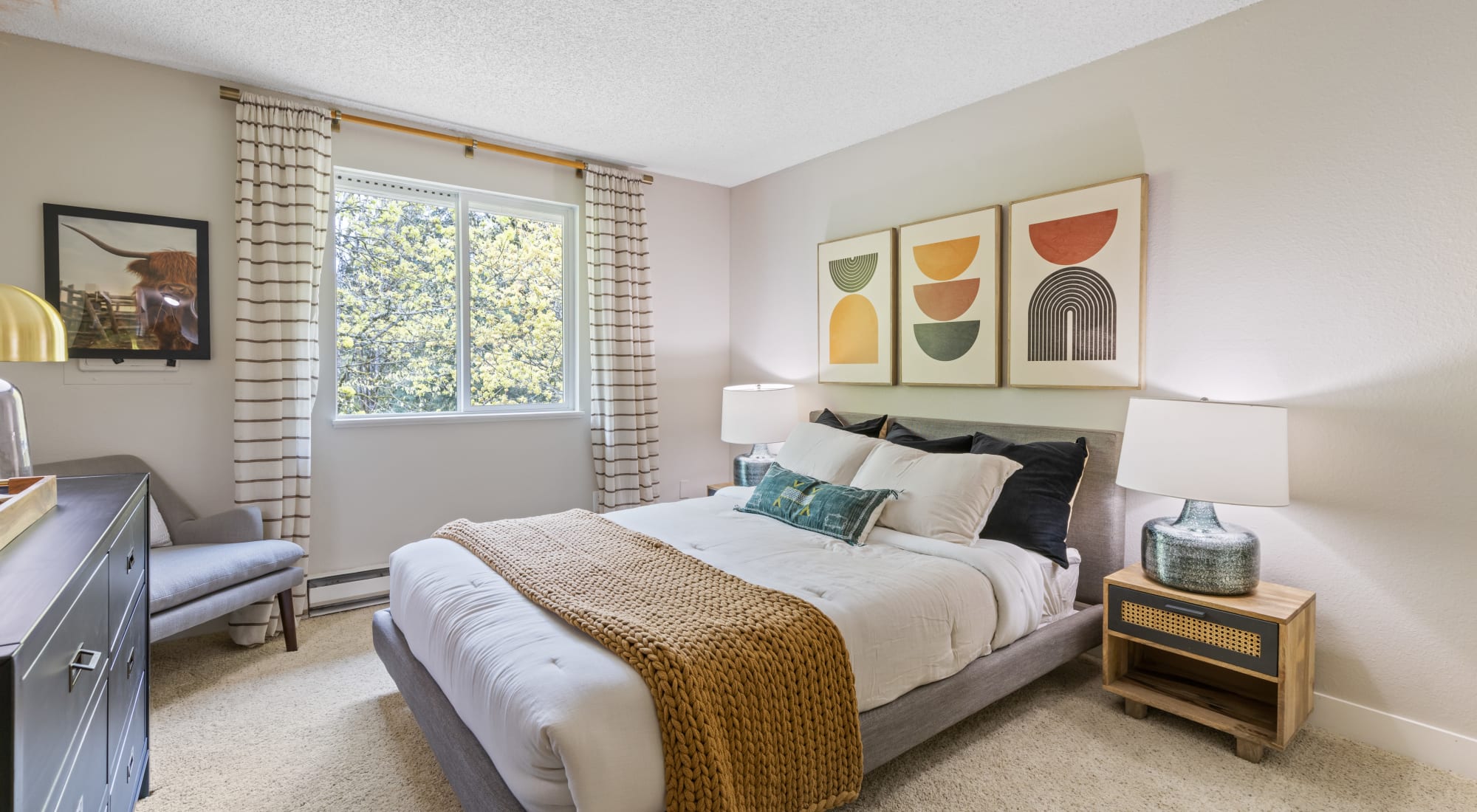 Take a virtual tour of Haven Apartment Homes in Kent, Washington