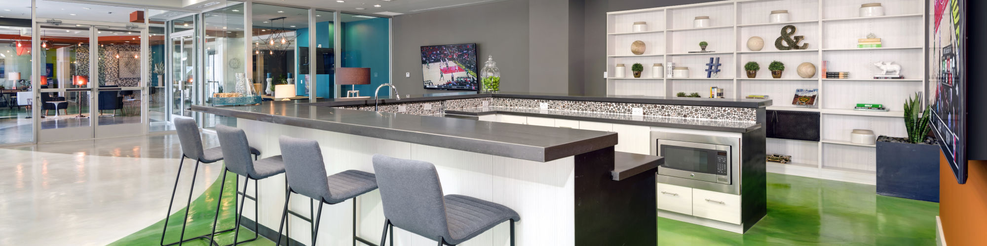 Photos of Capital Place in Phoenix, Arizona