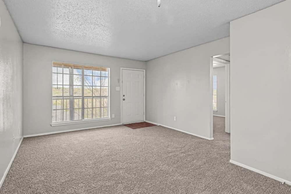 Living room at Parkwood Square in Arlington, Texas