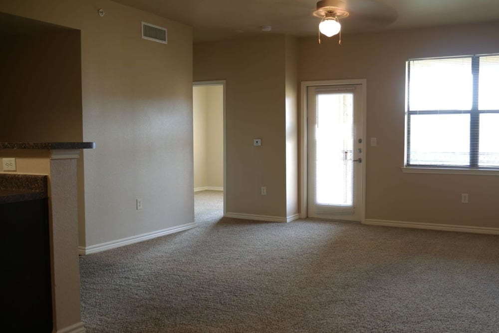 Living room area and entrance at Anatole on MacArthur in Oklahoma City, Oklahoma