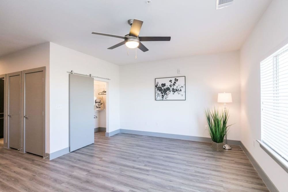 Spacious room with ceiling fan and closet space at Argon in Oklahoma City, Oklahoma