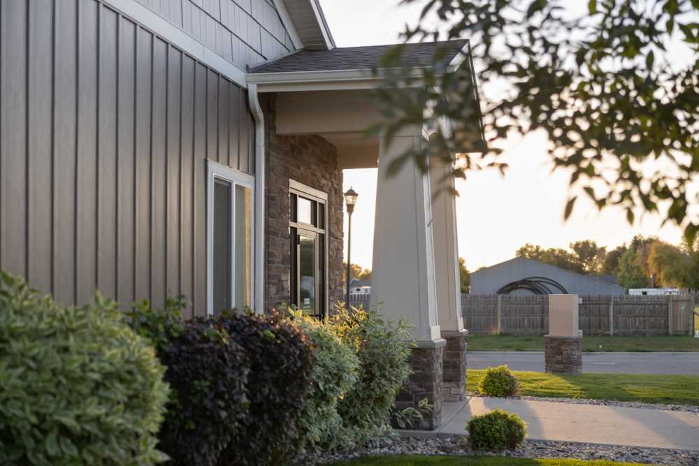 Front entrance at Regency Apartment Homes in Williston, North Dakota