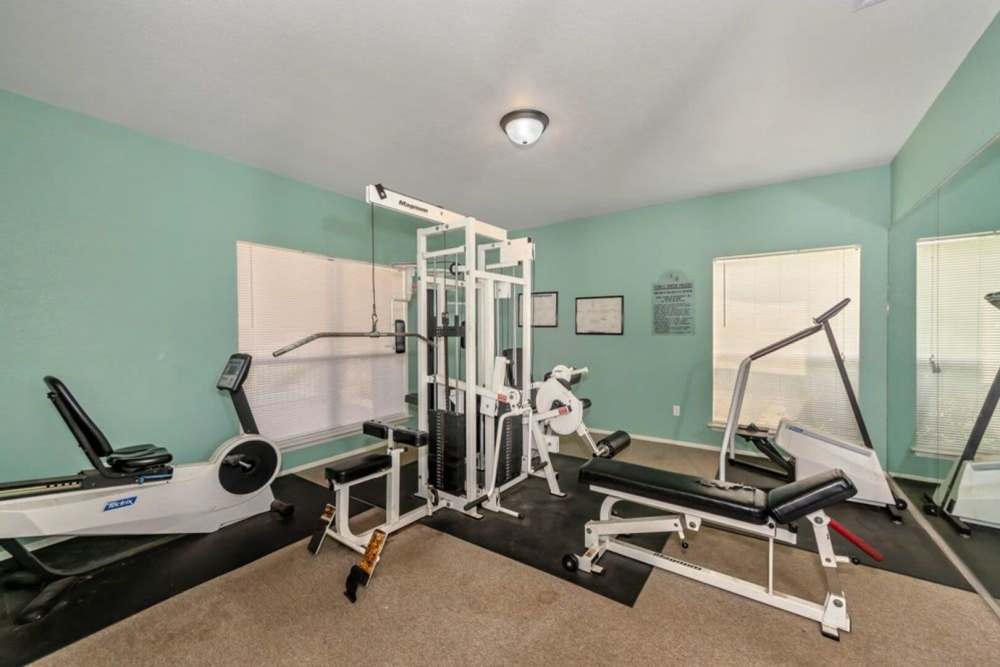 Fitness studio with various equipements at Stoneridge in Kilgore, Texas