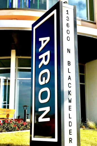 Argon courtyard with firepits and grilling stations in Oklahoma City, Oklahoma