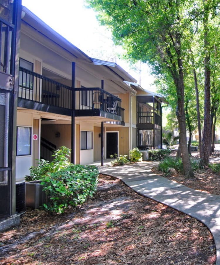 Exterior and gardens at Stone Creek in Tampa, Florida