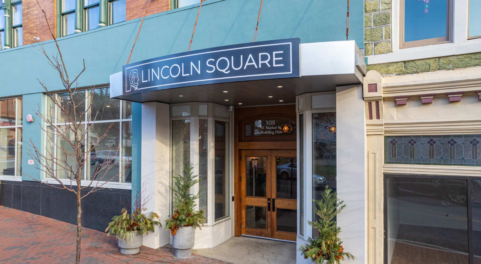 Gallery | Lincoln Square 