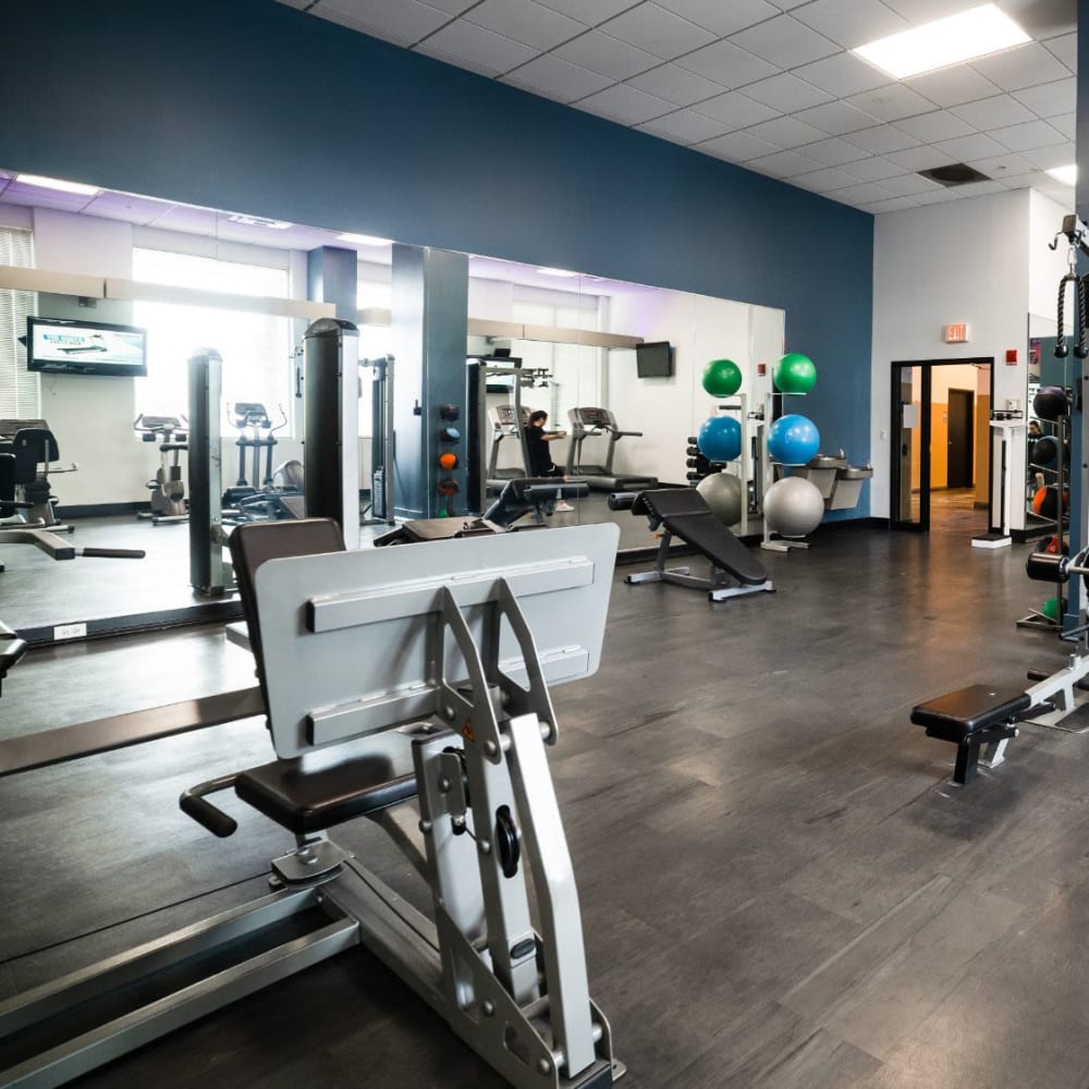 Fitness Center at  415 Premier Apartments in Evanston, Illinois